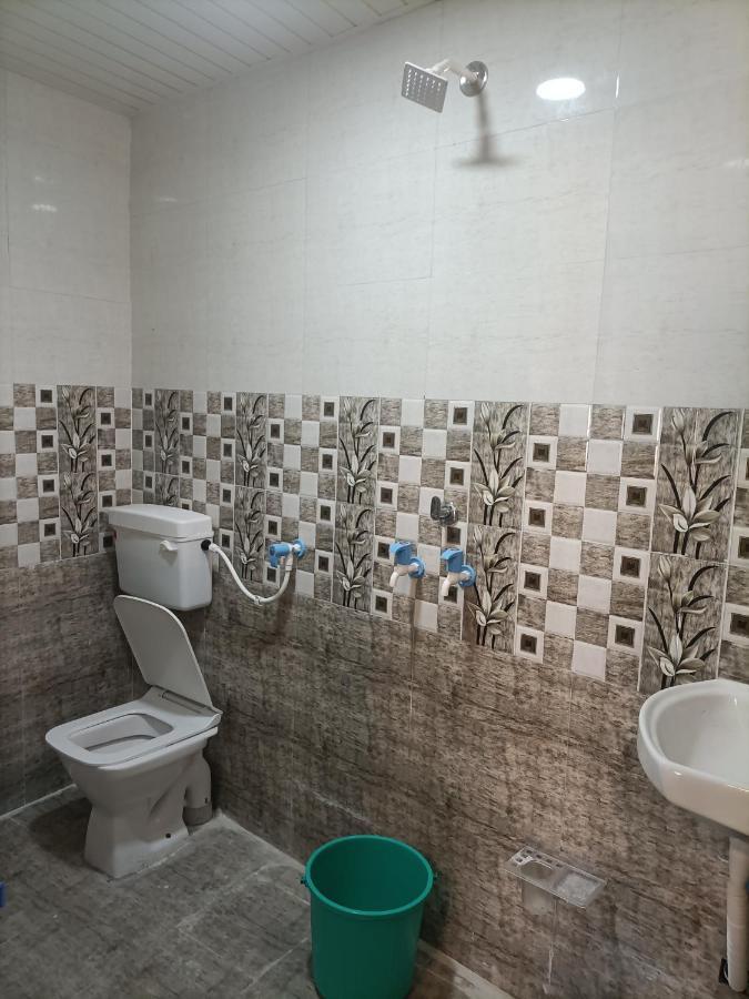 Shri Gamya Guest House Удджайн Экстерьер фото